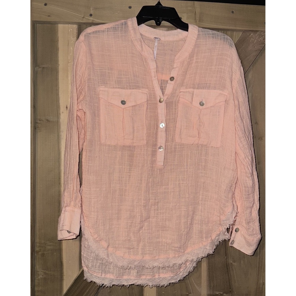 Free People RN66170 Crinkled Frayed-Hem Long Sleeve Shirt Peach Sz Small